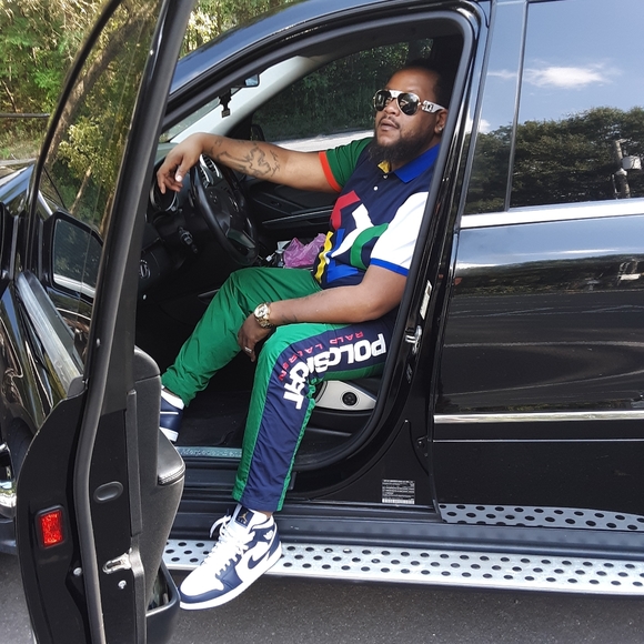 Meet your Posher, Terry - Picture 3 of 6